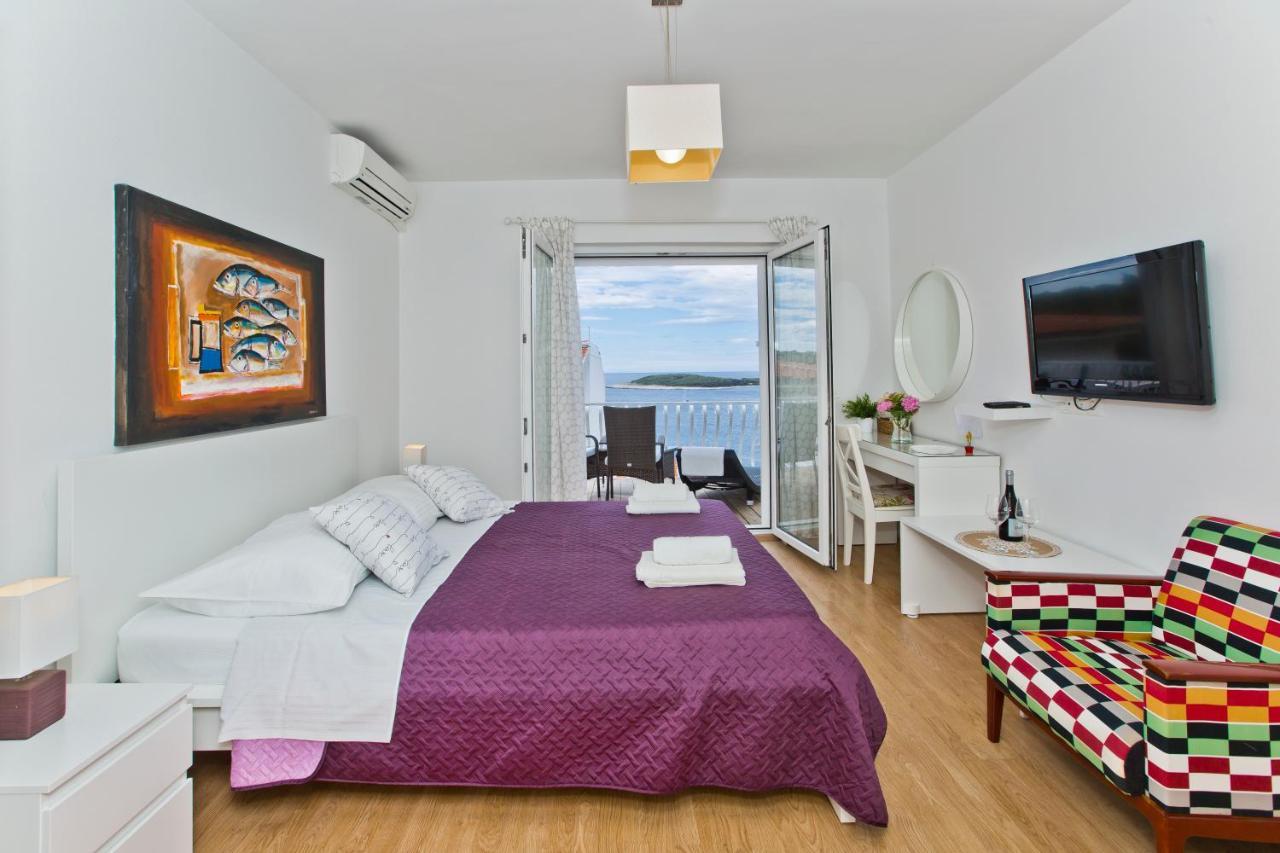 חוואר Rooms Carpe Diem Hvar מראה חיצוני תמונה