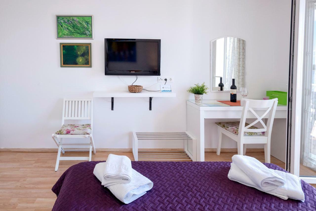 חוואר Rooms Carpe Diem Hvar מראה חיצוני תמונה