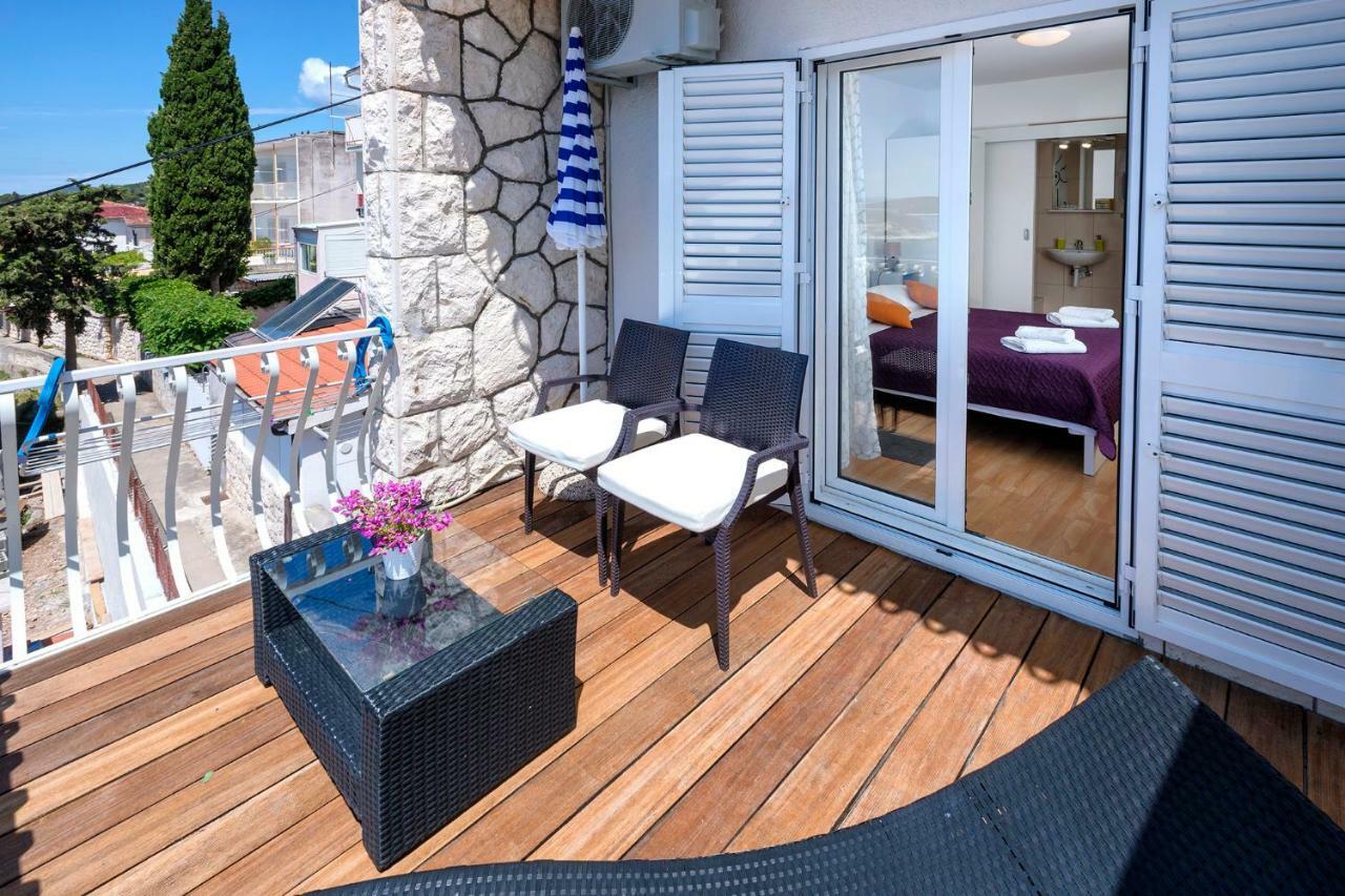 חוואר Rooms Carpe Diem Hvar מראה חיצוני תמונה
